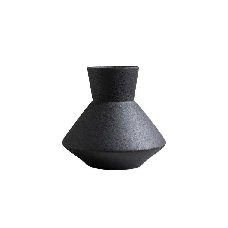 Matte Black Ceramic Flowerware Modern Minimalist Creative Home Model Room Villa Hotel Soft Decoration Decoration - Pacisia