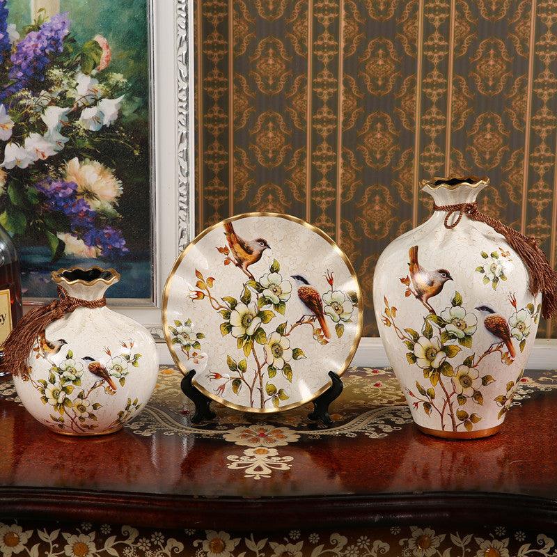 Creative Wedding Gift Home Furnishings Retro Ceramic Vase Living Room Three-Piece Wine Cabinet Decoration Ornaments - Pacisia