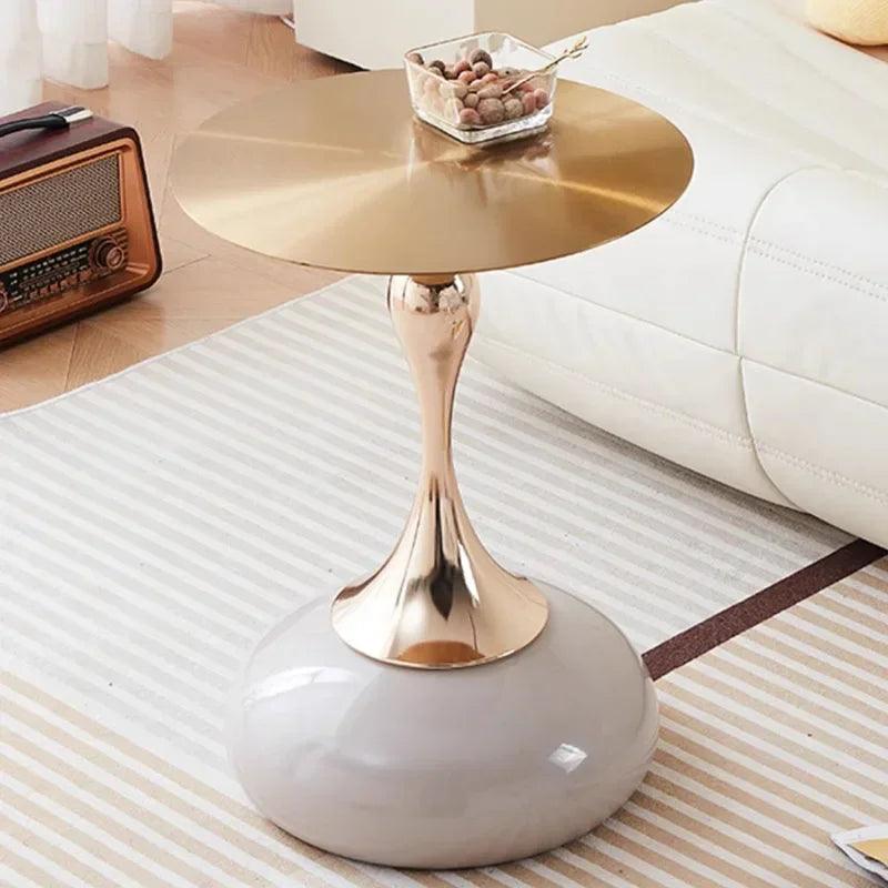 Ornaments Small Luxury Side Table Living Room Aesthetic Balcony Mobile Side Table White Design Mesa Auxiliar Salon Furniture - Pacisia