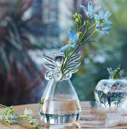 Angel Glass Looking At Your Vase - Pacisia