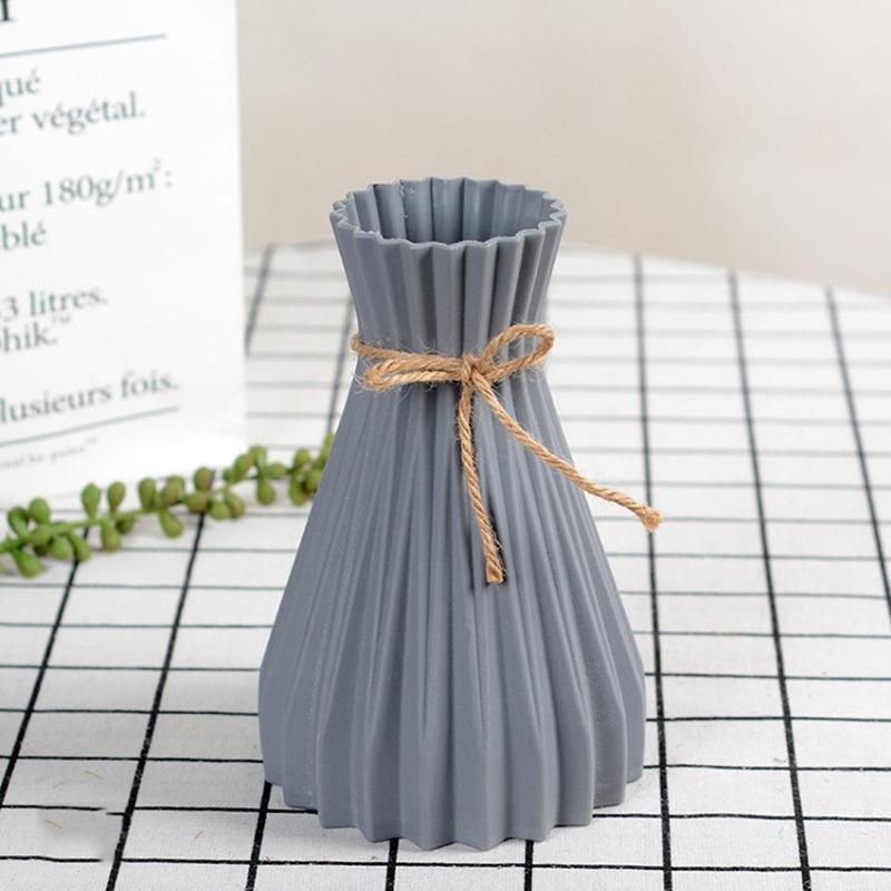 Closed origami vase - Pacisia