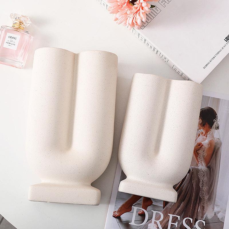 Creative Frosted Ceramic Vase With Metal Spots - Pacisia