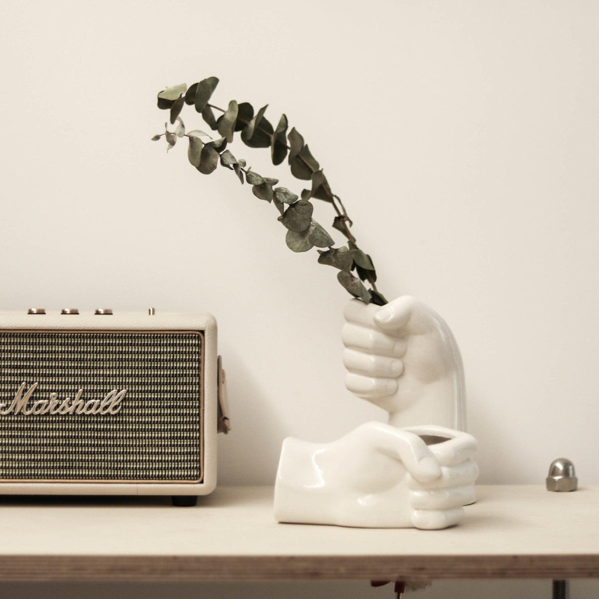 Creative hand shape of ceramic vase - Pacisia