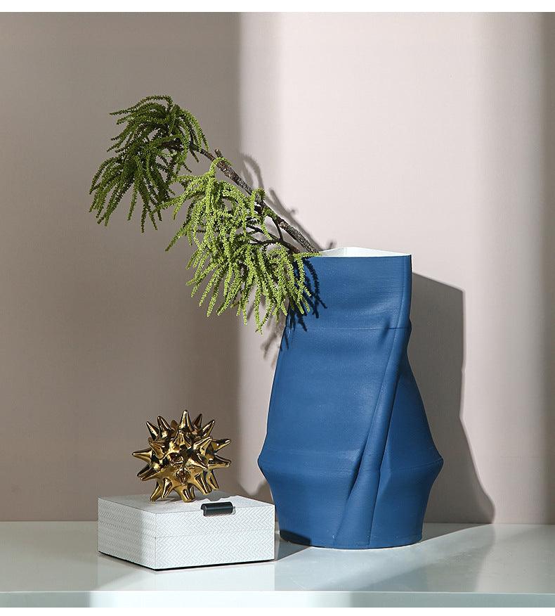 Creative Irregular Ceramic Vase Decoration - Pacisia