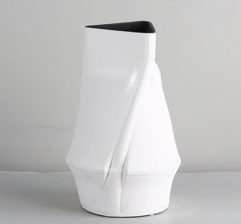 Creative Irregular Ceramic Vase Decoration - Pacisia