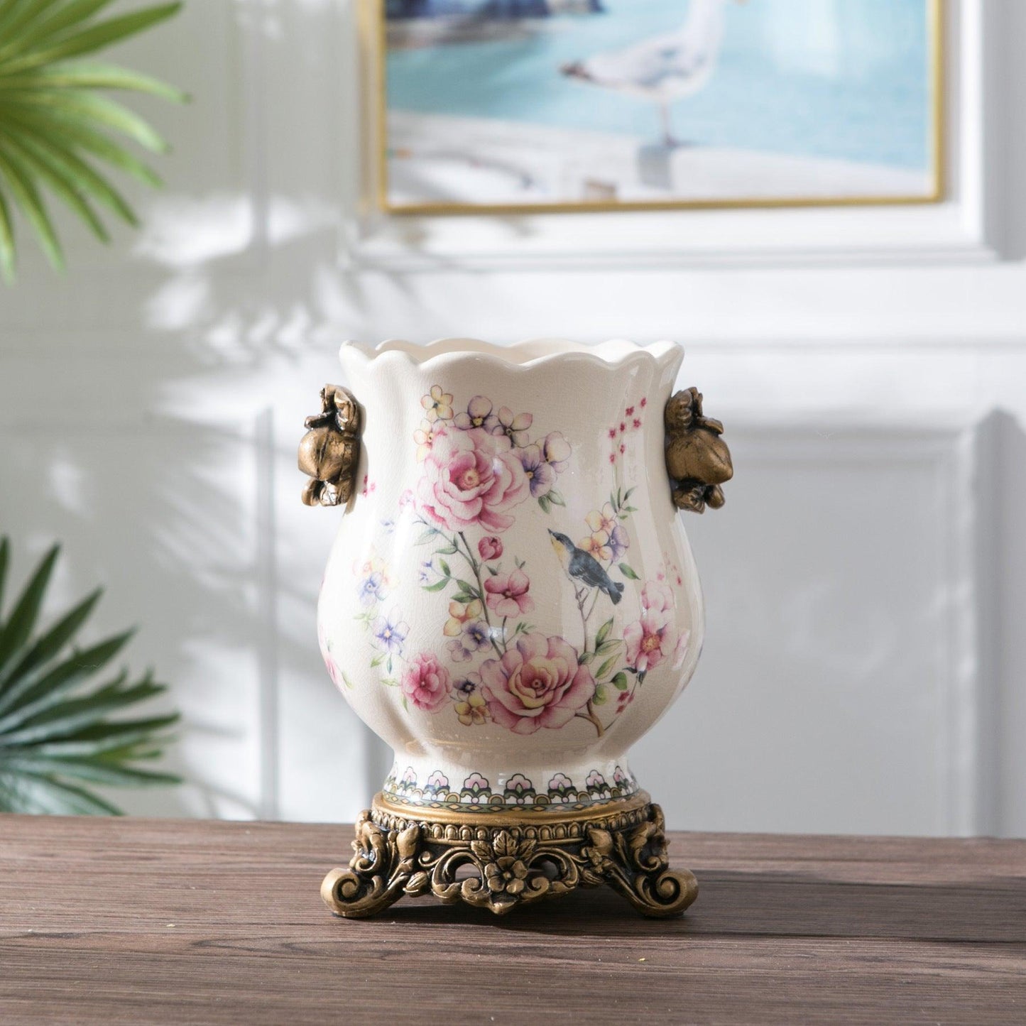 Handicraft Vase Decoration In Living Room - Pacisia