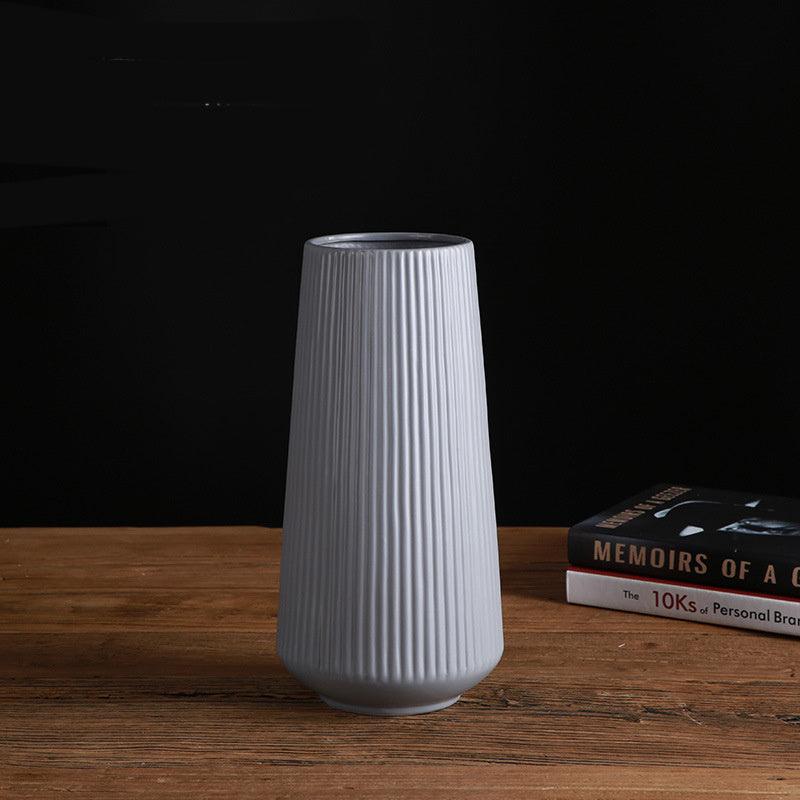 Mediterranean Ceramic Vase With Vertical Pattern - Pacisia