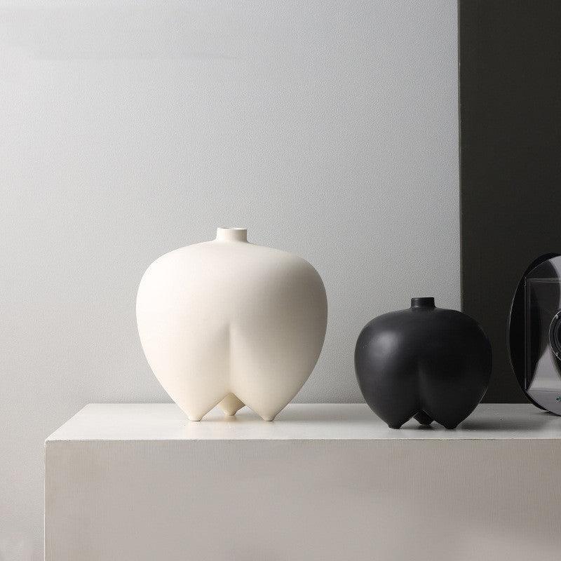 Minimalist Ceramic Vase With Large Belly And Small Mouth - Pacisia
