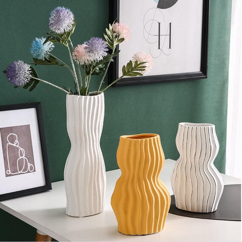 Nordic Creative Hand-painted Vase Ceramic Black And White Vertical Pattern Flower - Pacisia