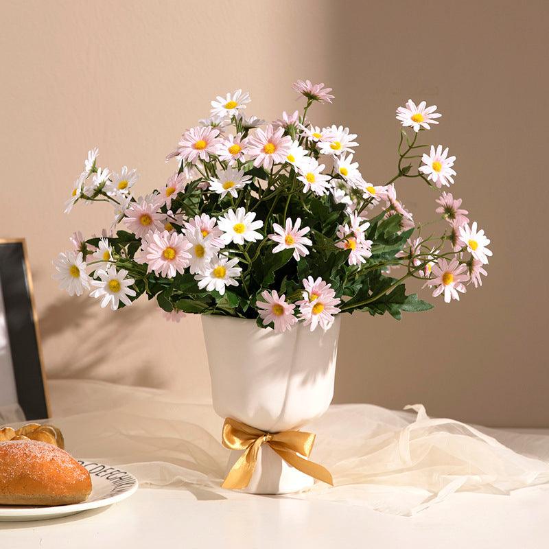 Nordic Style Ceramic Vase With Bouquet Shape - Pacisia