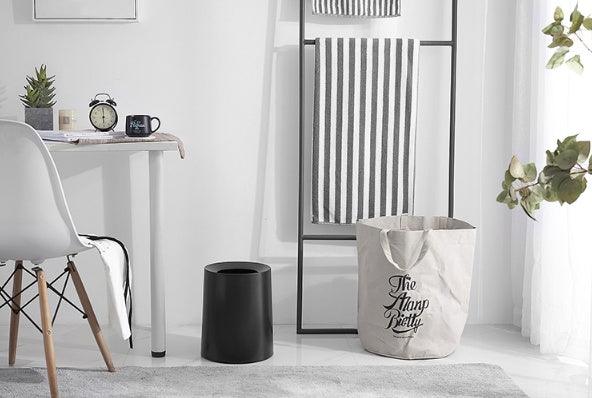 Uncovered paper, round trash can - Pacisia