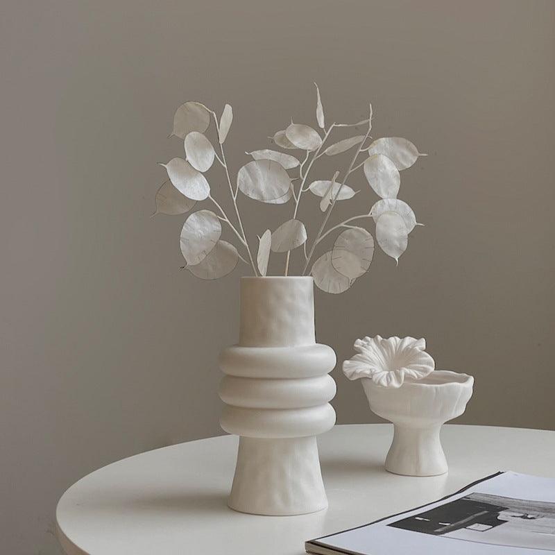 White Plain Embryo Creative Straight Ceramic Vase - Pacisia