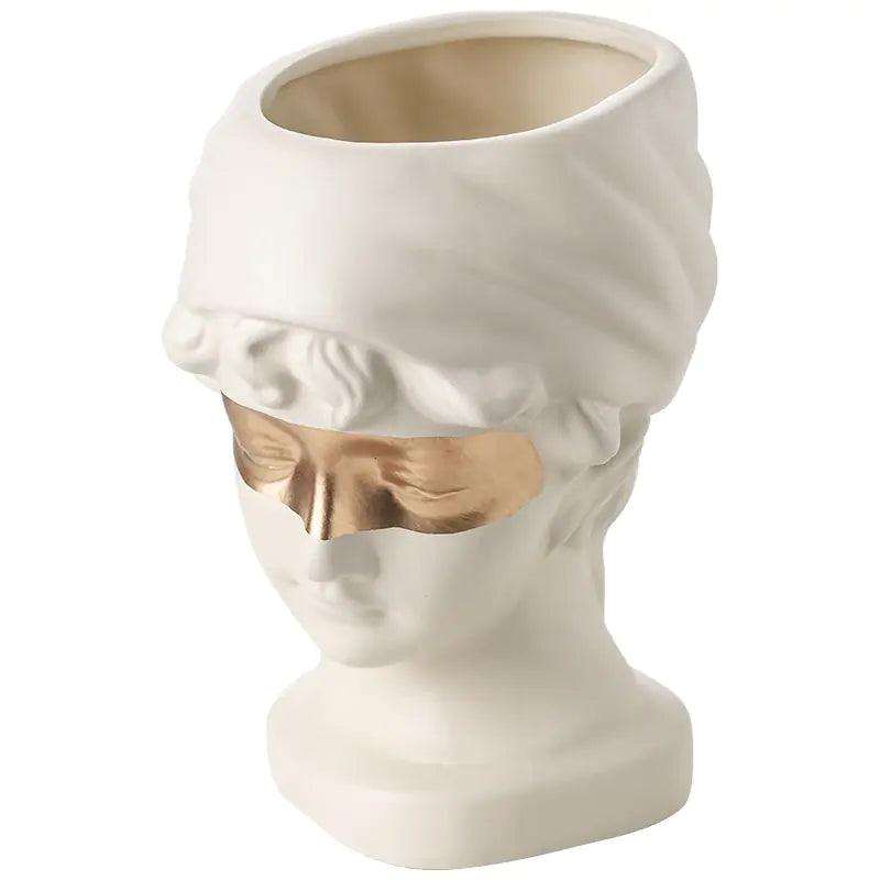 European Style Little Girl Vase - Pacisia