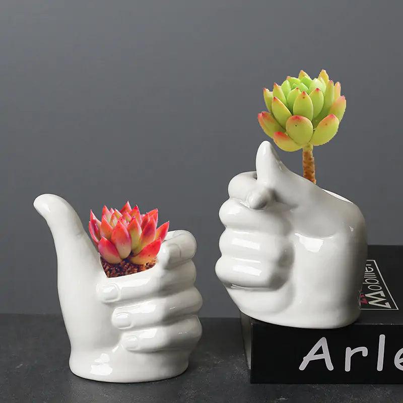 Finger Palm Vases - Pacisia