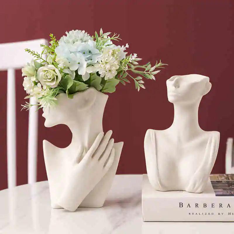 Woman Body Ceramic Vase - Pacisia