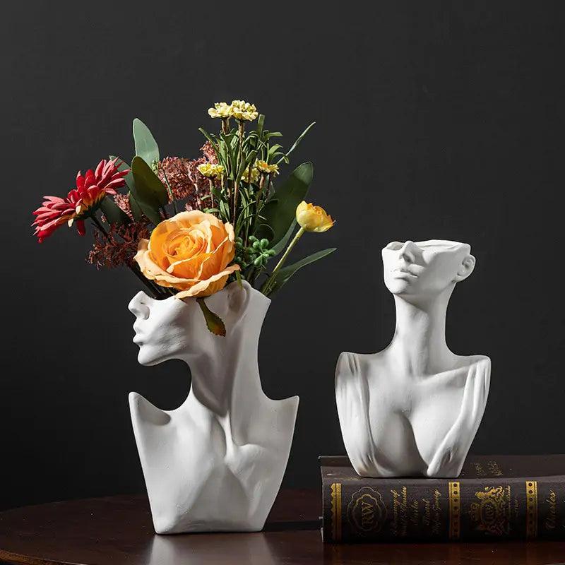Woman Body Ceramic Vase - Pacisia